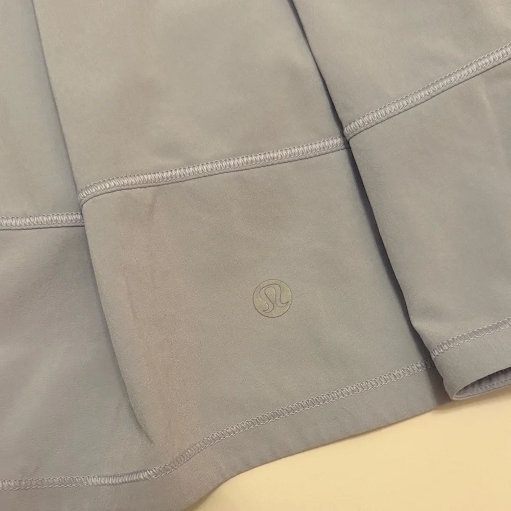 LULULEMON PACE RIVAL SKIRT SIZE 6 gently worn like new - Picture 2 of 7